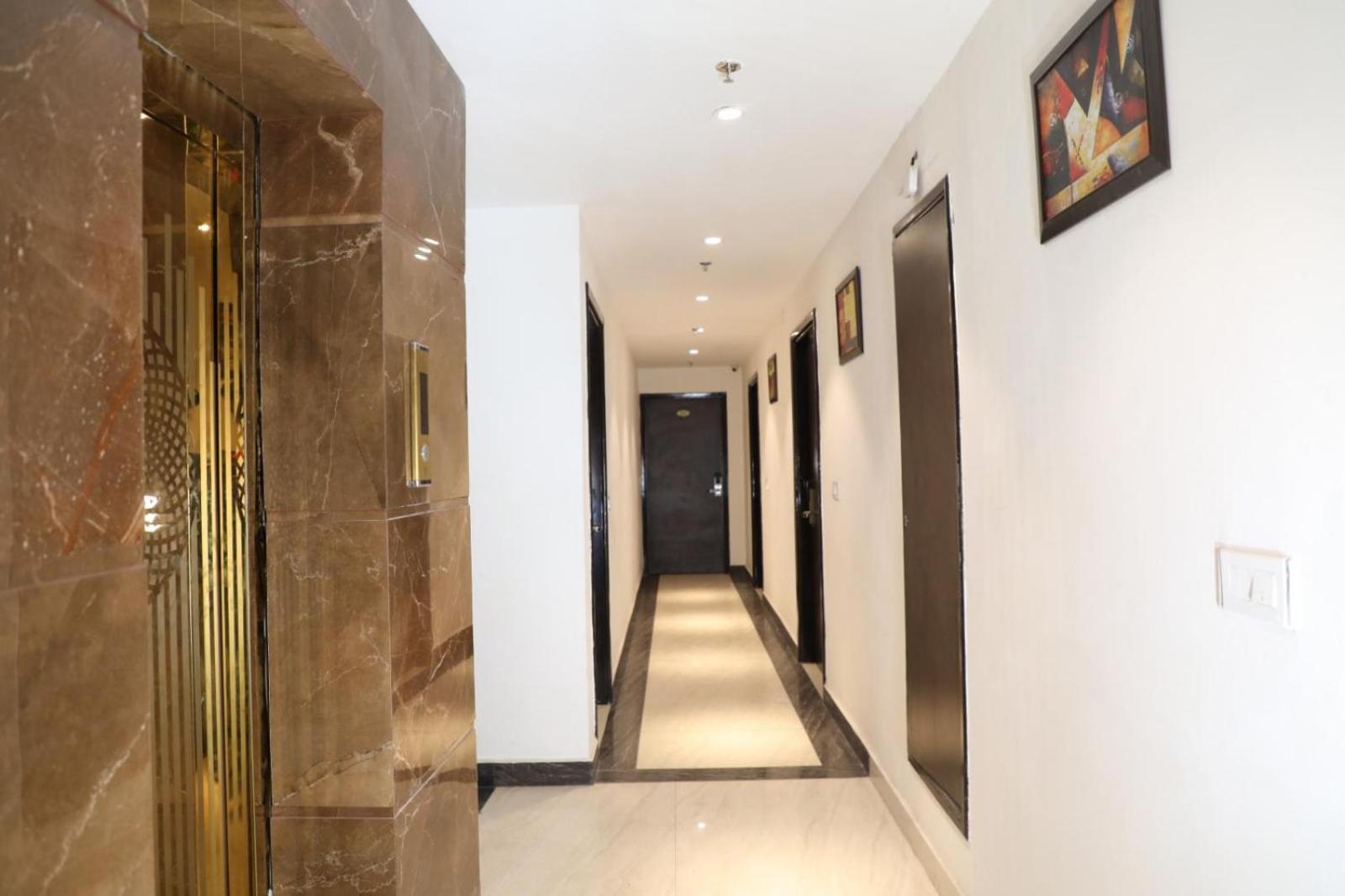 Hotel Avi Inn Amritsar Exterior foto