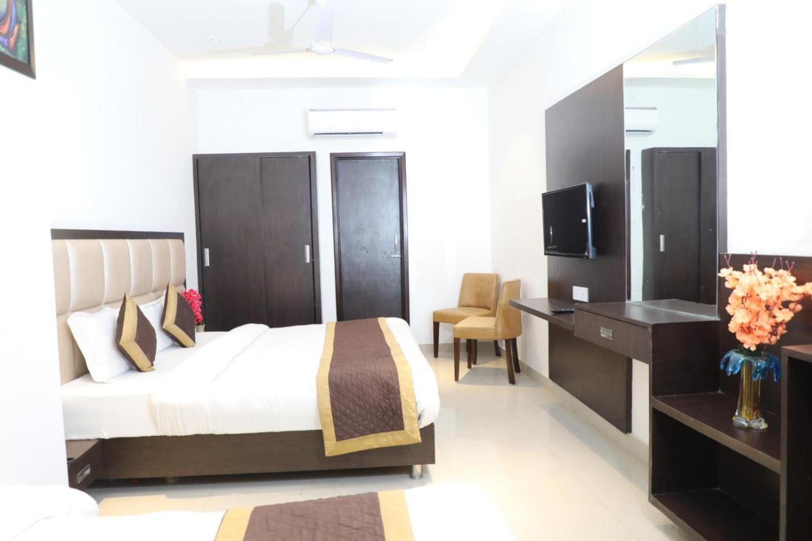 Hotel Avi Inn Amritsar Exterior foto